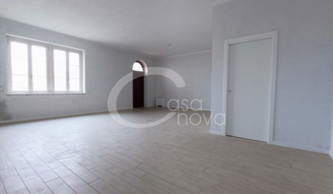 Negozi, uffici e licenze in affitto a Palazzolo sull’Oglio