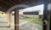 Cascine, rustici e terreni in vendita a Urago d'Oglio