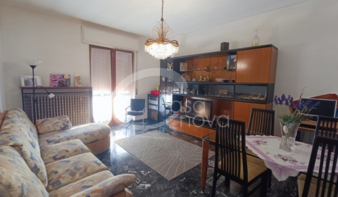 Appartamento in vendita a Urago d'Oglio