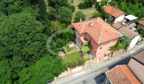 Ville, villette e bifamigliari in vendita a Brescia