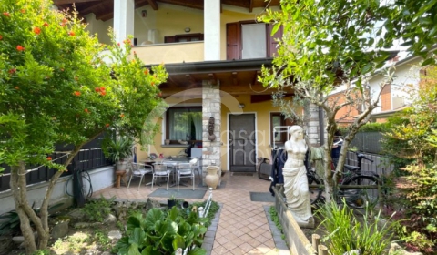 Ville, villette e bifamigliari in vendita a Coccaglio