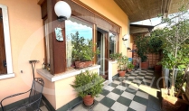 Appartamento in vendita a Desenzano del Garda