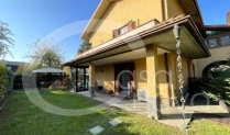 Ville, villette e bifamigliari in vendita a Coccaglio