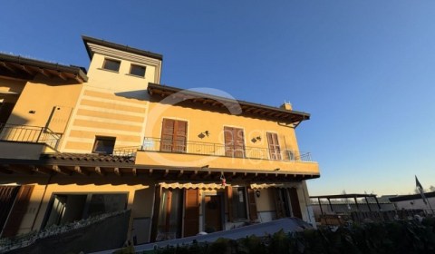 Appartamento in vendita a Rovato