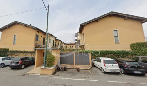 Ville, villette e bifamigliari in vendita a Castelcovati