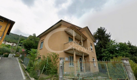 Ville, villette e bifamigliari in vendita a Corte Franca