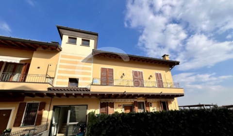 Appartamento in vendita a Rovato