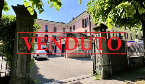 Appartamento in vendita a Chiari