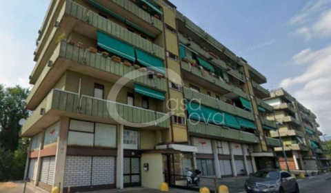 Appartamento in vendita a Brescia
