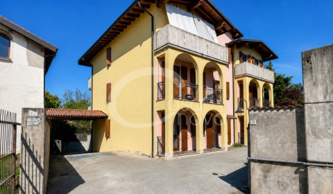 Appartamento in vendita a Rovato