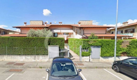 Ville, villette e bifamigliari in vendita a Rovato